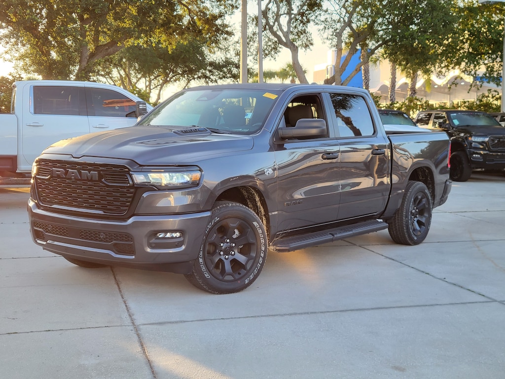 Used 2026 Ram 1500 Express Express 4x4 Crew Cab 57 Box