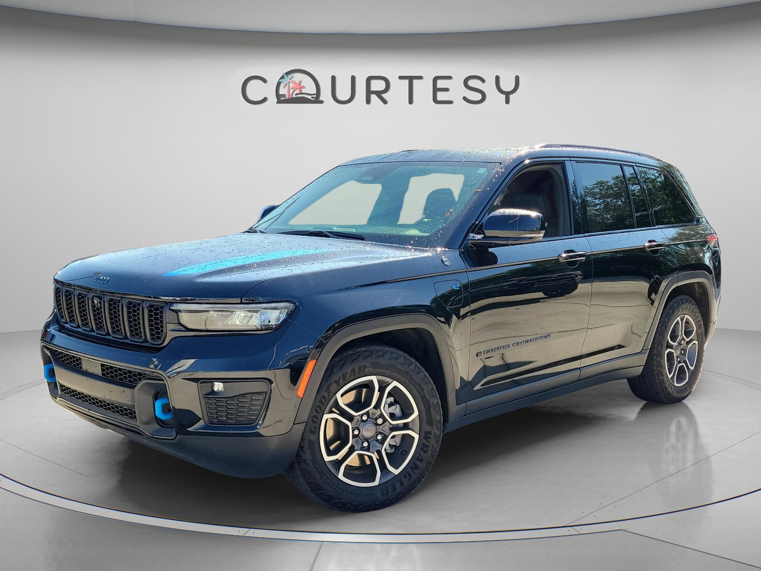 2024 Jeep Grand Cherokee Trailhawk 4xe 4x4's photo