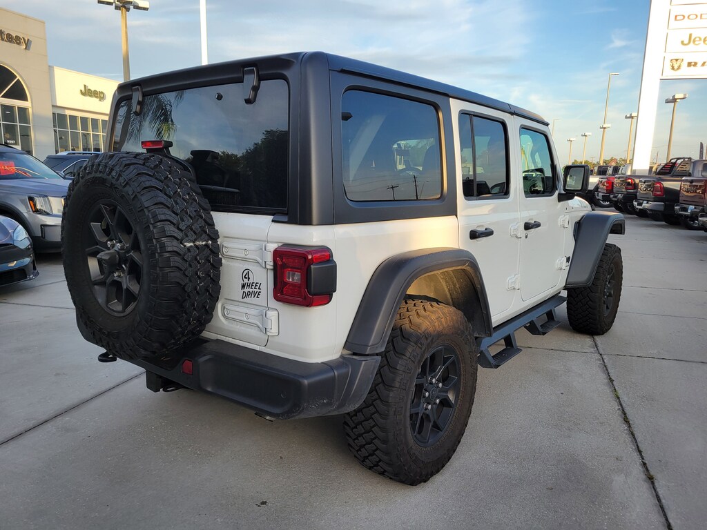 Used 2025 Jeep Wrangler Willys Willys 4x4