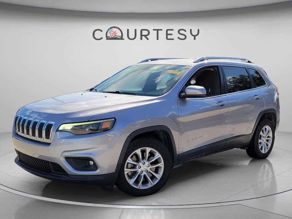 Used 2019 Jeep Cherokee Latitude Latitude FWD