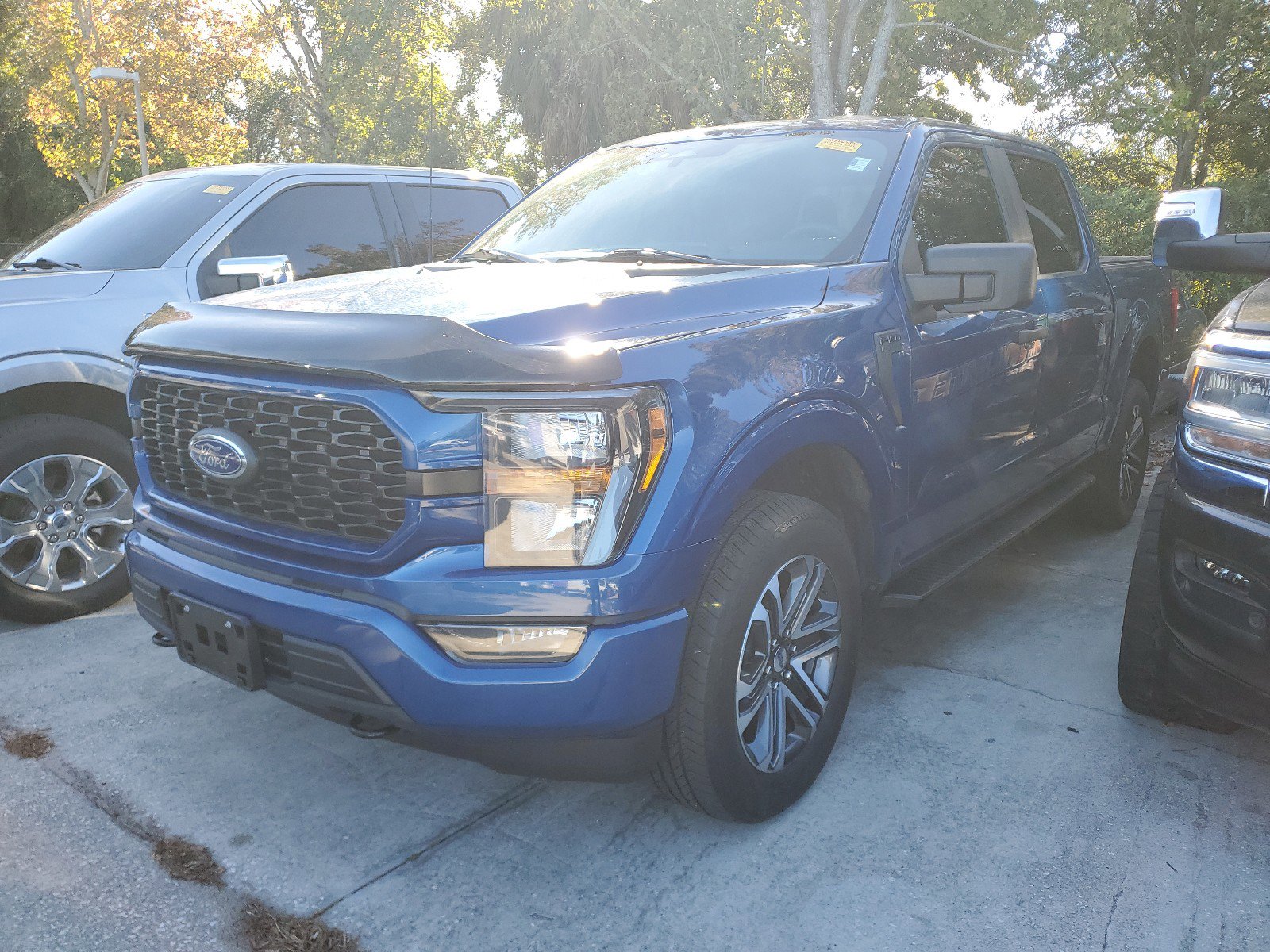 2023 Ford F-150 XL photo 2