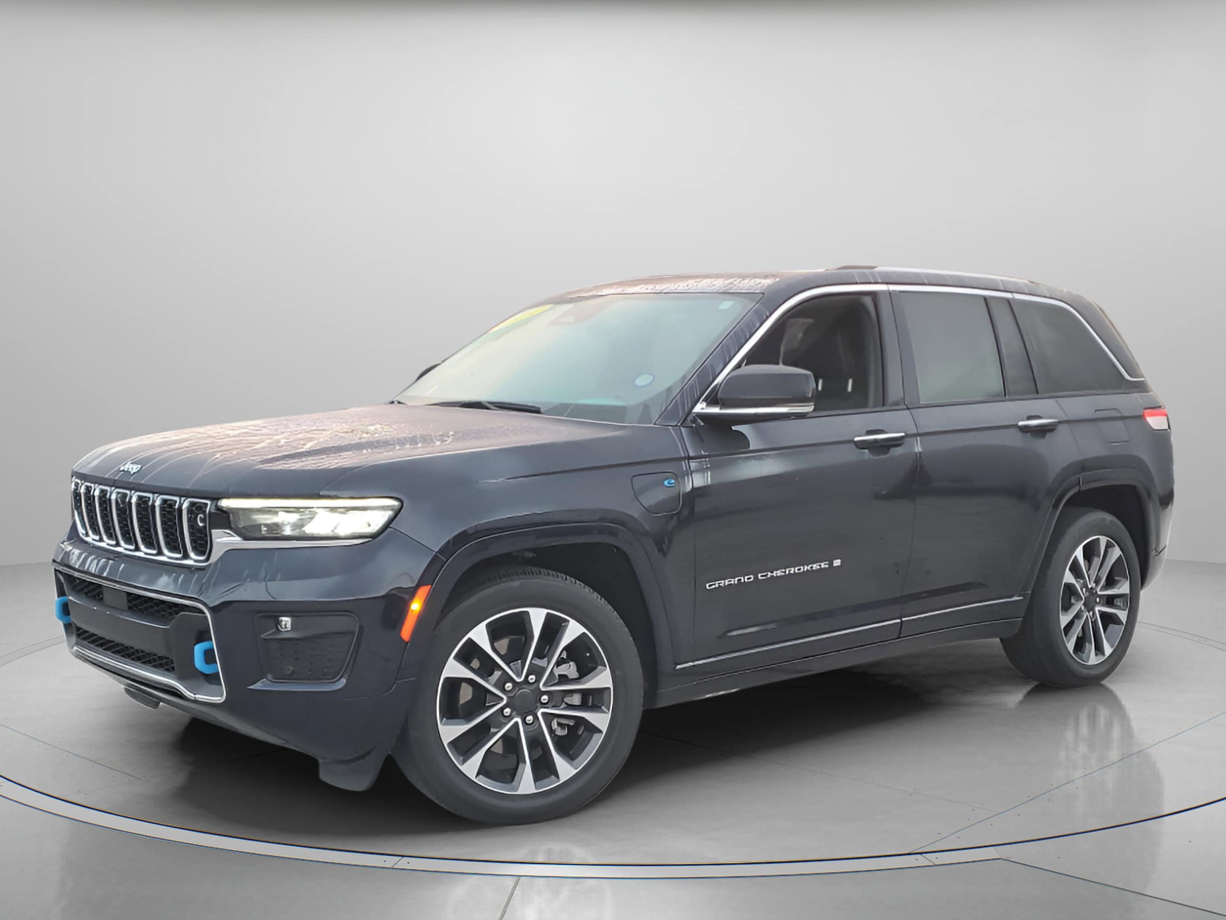 Used 2024 Jeep Grand Cherokee Overland 4xe with VIN 1C4RJYD69RC711130 for sale in Tampa, FL