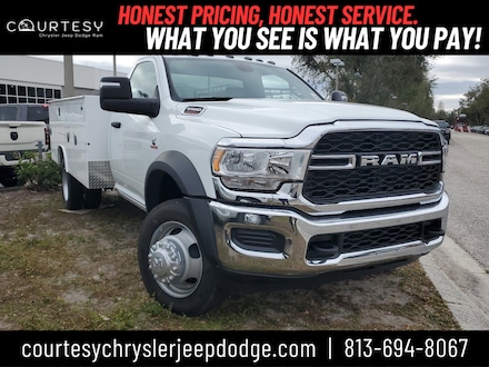 2024 Ram 5500 Chassis Cab 5500 TRADESMAN CHASSIS REGULAR CAB 4X4 84' CA Pickup