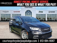 2026 Chrysler Pacifica SELECT Passenger Van