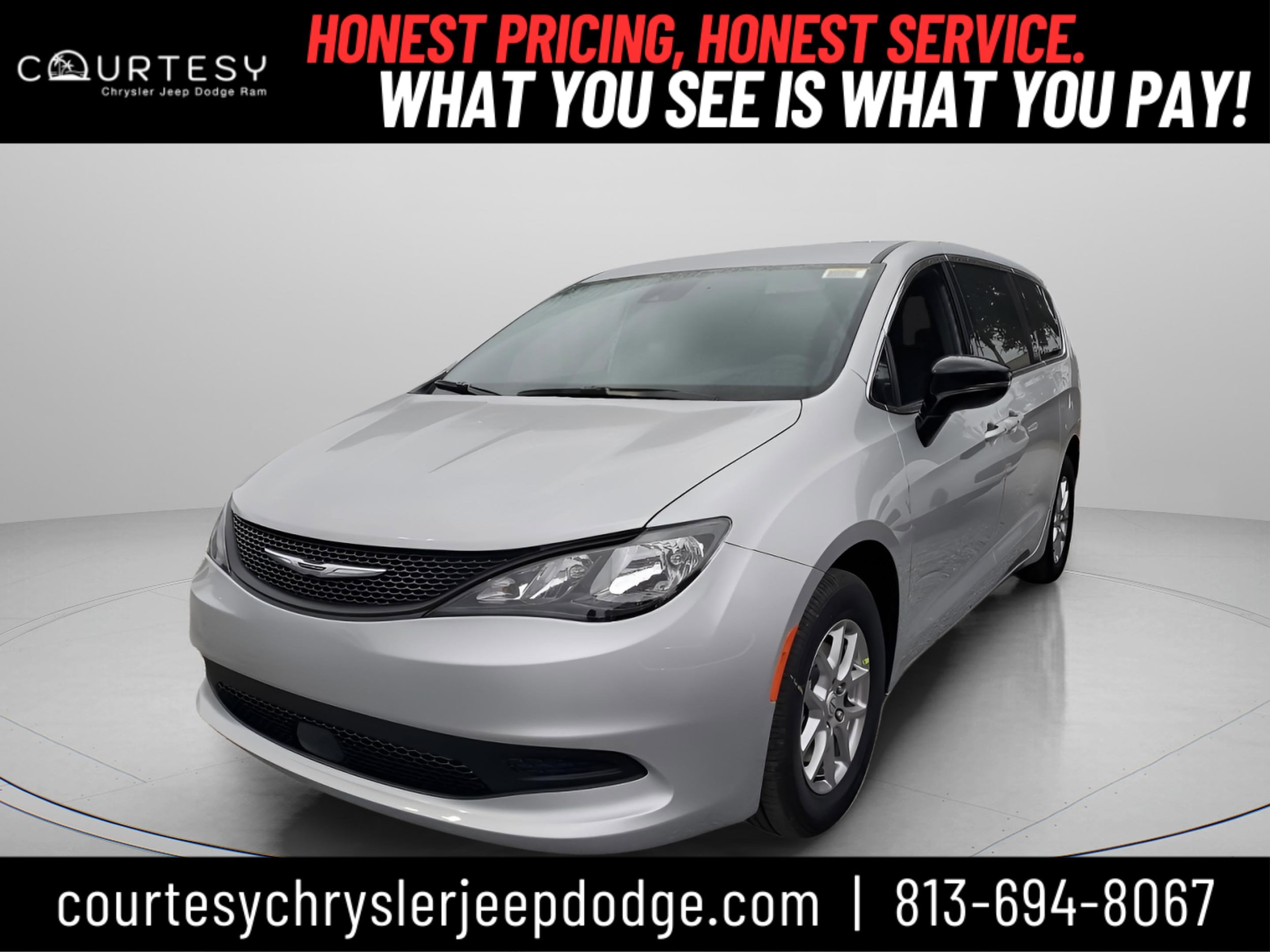 2026 Chrysler Voyager LX's photo