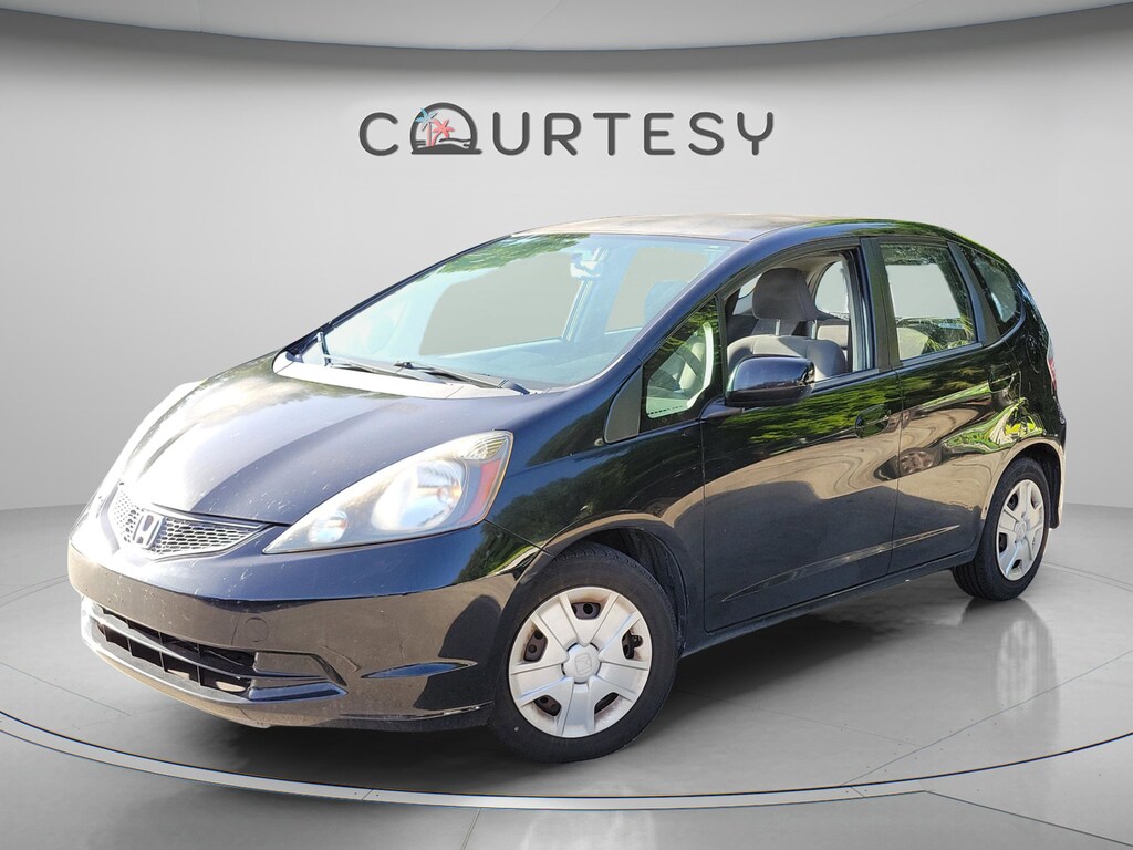 Used 2013 Honda Fit HB Auto