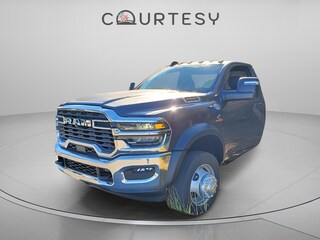 2026 Ram 5500 Chassis Cab TRADESMAN  REGULAR  4X4 108' CA Pickup