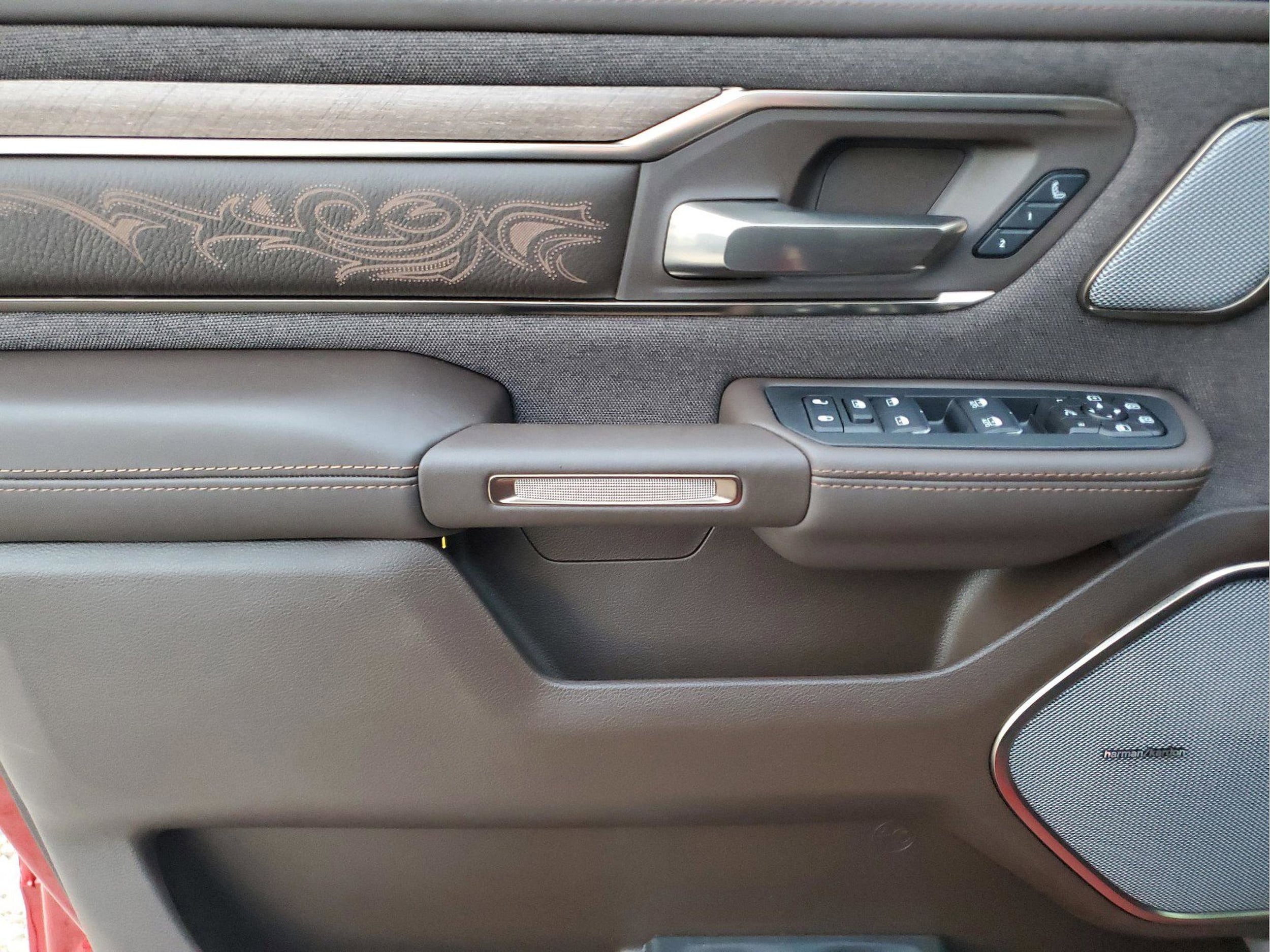 2026 RAM 1500 Limited Longhorn - Photo 17