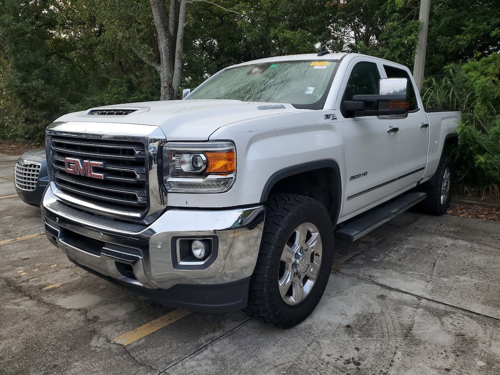 Certified 2018 GMC Sierra 2500HD SLT 4WD Crew Cab 153.7 SLT