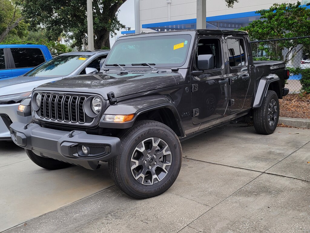 Used 2025 Jeep Gladiator Nighthawk Nighthawk 4x4 *Ltd Avail*