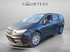 2026 Chrysler Pacifica SELECT Passenger Van