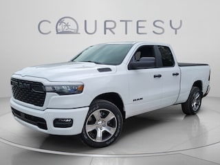 2026 Ram 1500 EXPRESS QUAD CAB 4X2 6'4 BOX Pickup
