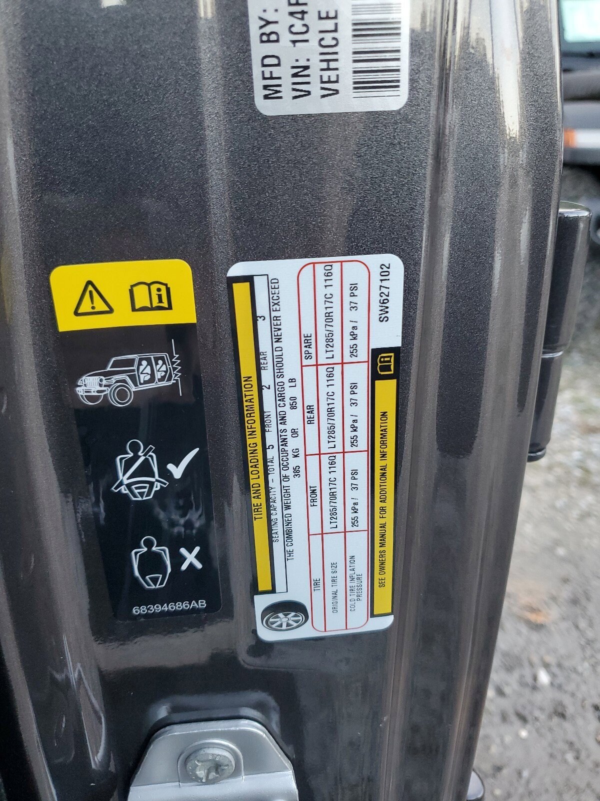 2025 Jeep Wrangler Rubicon photo 4