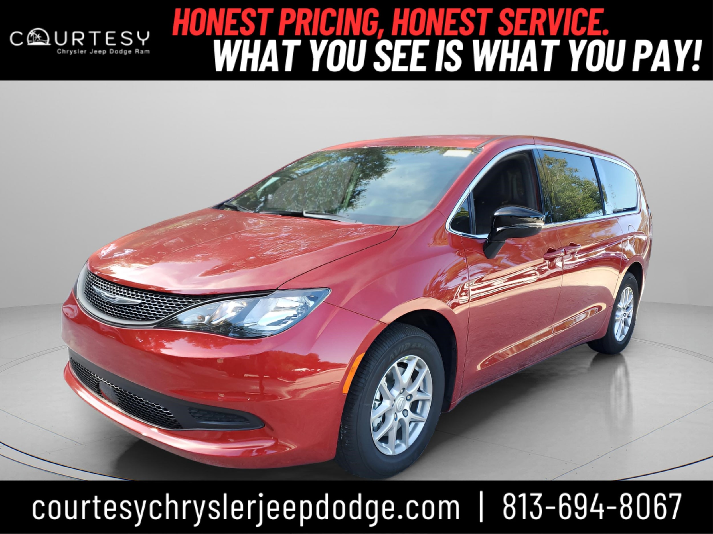 2026 Chrysler Voyager LX's photo