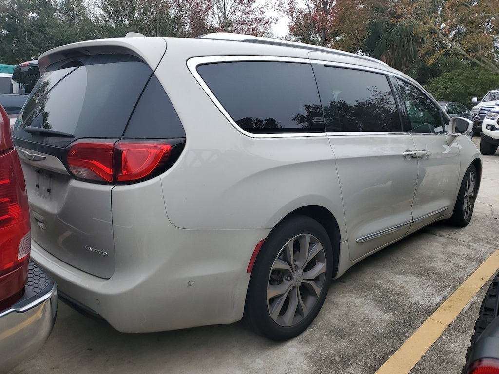 Used 2020 Chrysler Pacifica Limited 35th Anniversary Limited 35th Anniversary FWD *Ltd Avail*