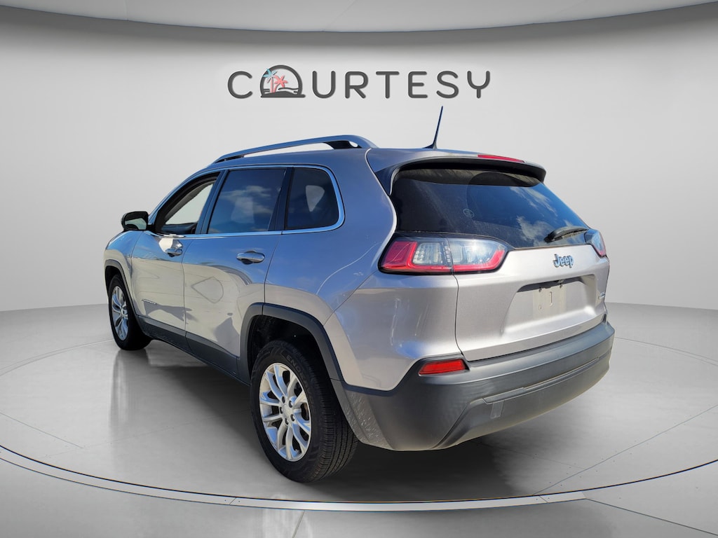 Used 2019 Jeep Cherokee Latitude Latitude FWD