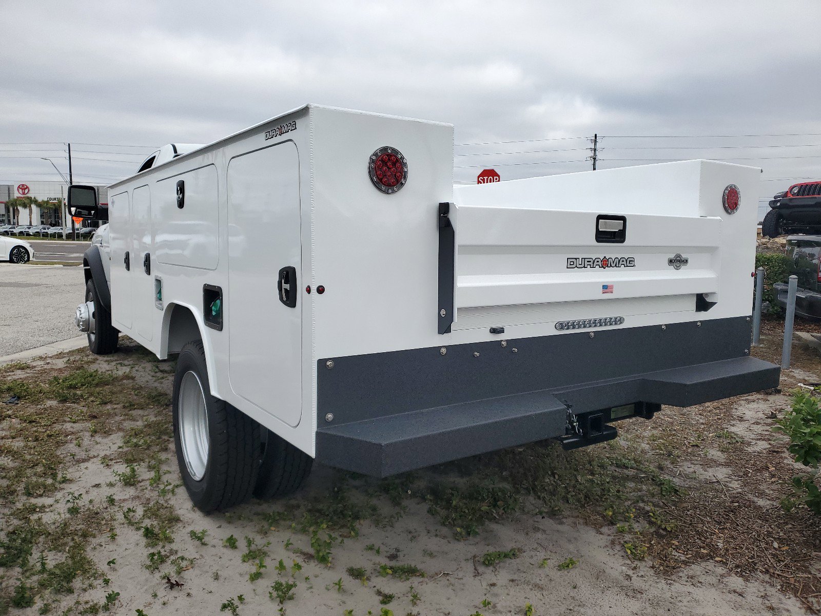 2024 Ram 5500 Tradesman photo 3
