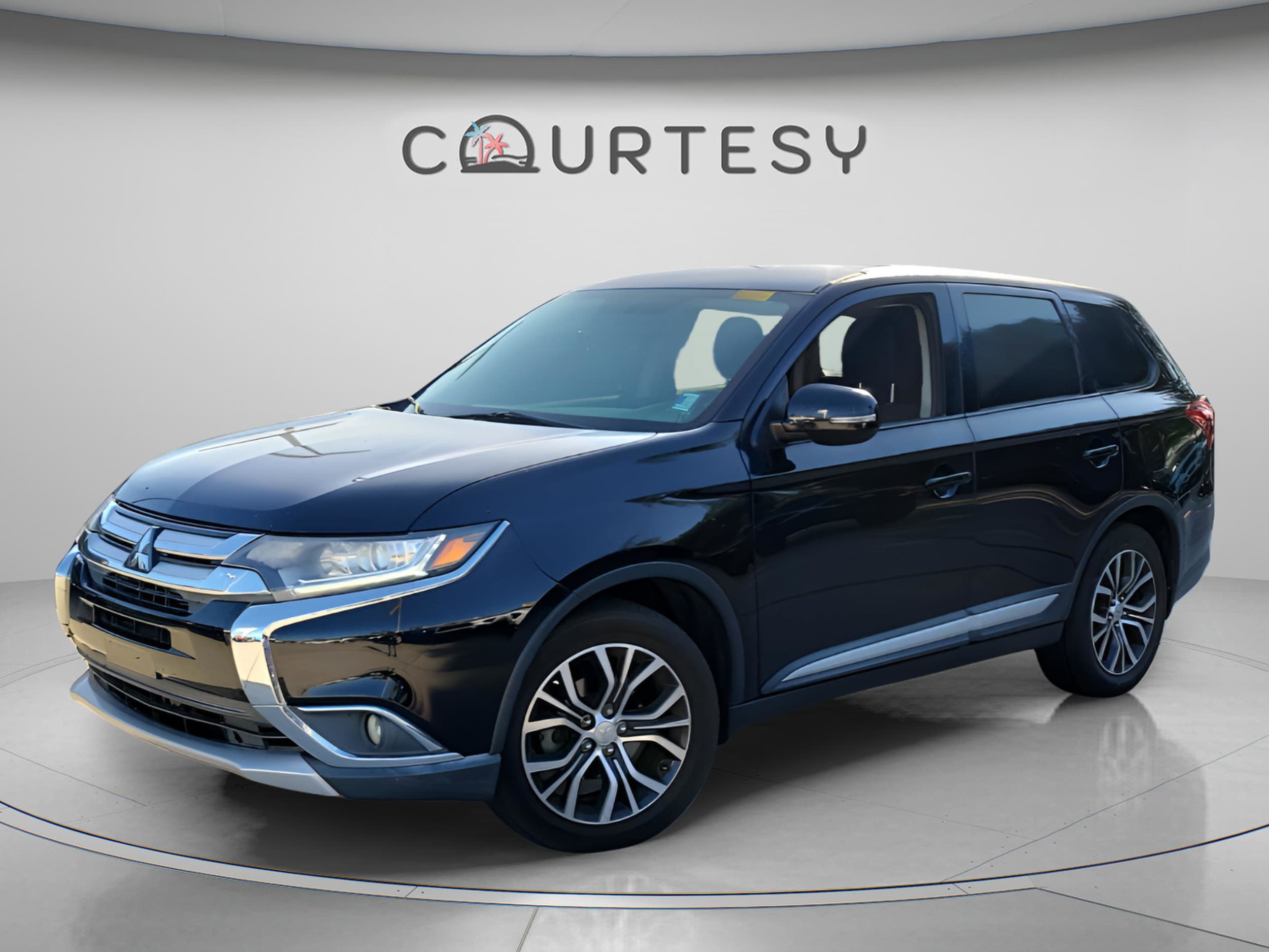 2018 Mitsubishi Outlander SE FWD's photo