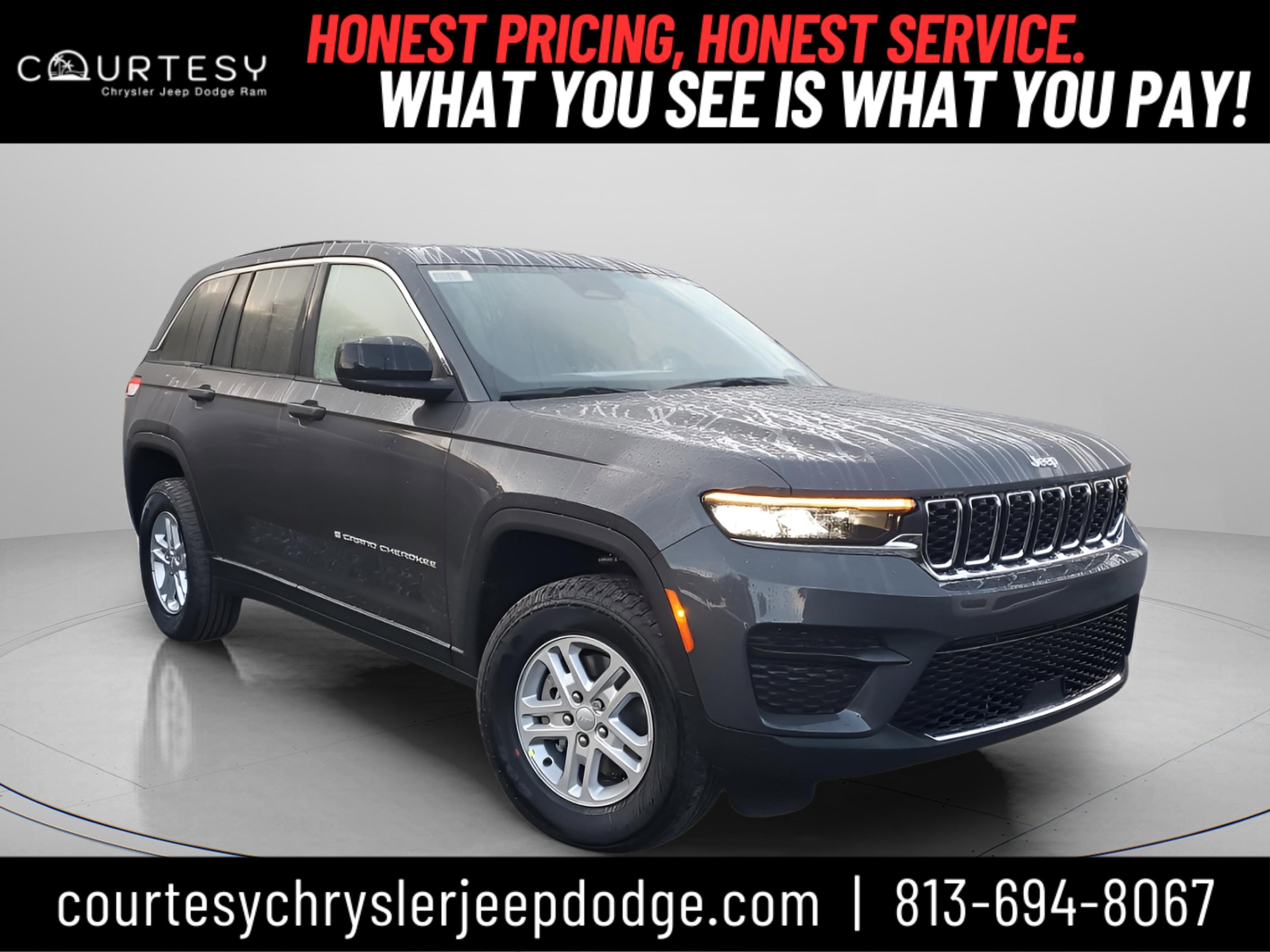 2025 Jeep Grand Cherokee Laredo's photo