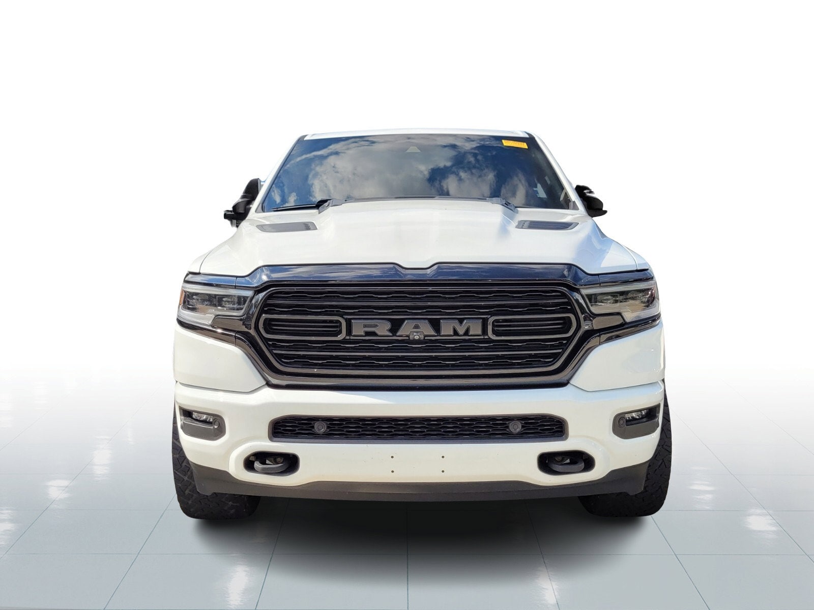 Used 2022 RAM Ram 1500 Pickup Limited with VIN 1C6SRFHM3NN175157 for sale in Tampa, FL