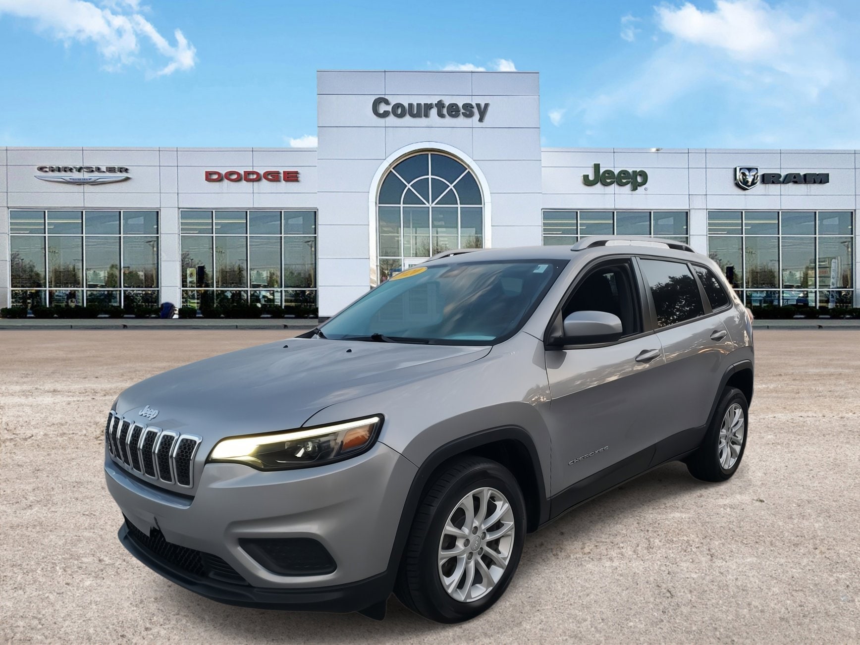 Used 2020 Jeep Cherokee Latitude with VIN 1C4PJLCBXLD611080 for sale in Tampa, FL