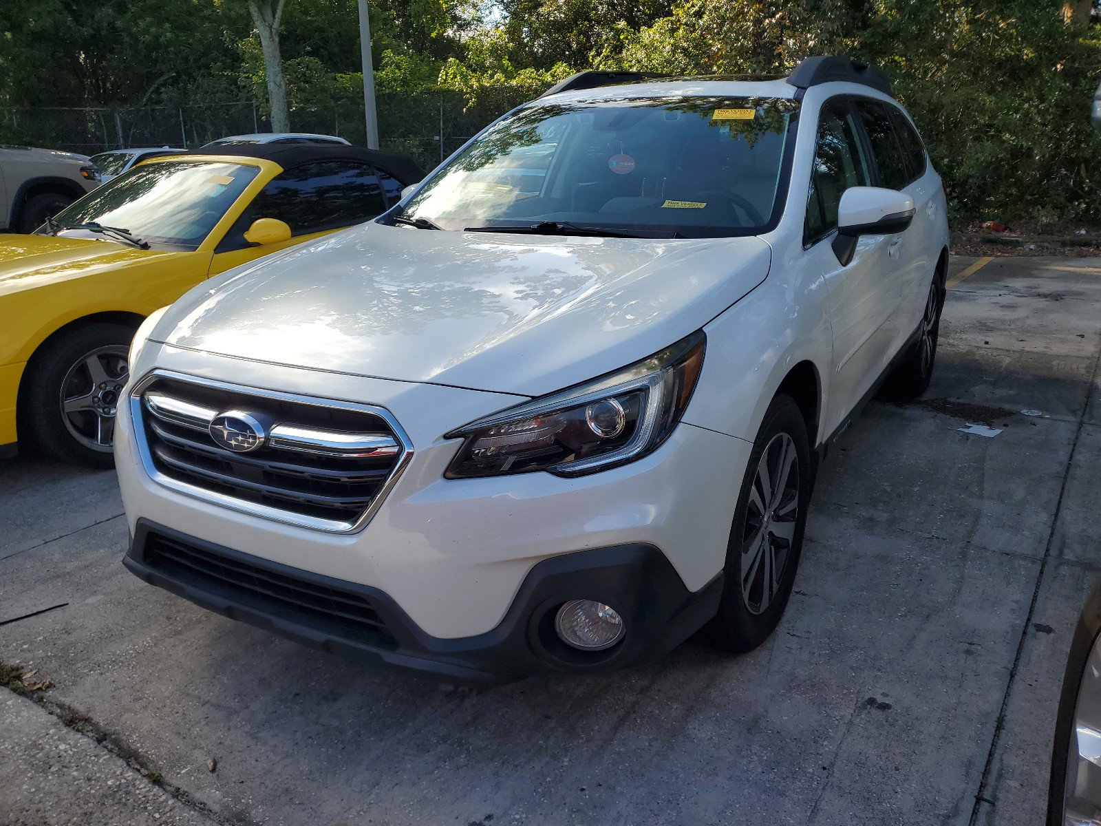 2019 Subaru Outback 2.5i Limited photo 2