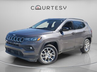 2024 Jeep Compass Latitude Lux Latitude Lux 4x4