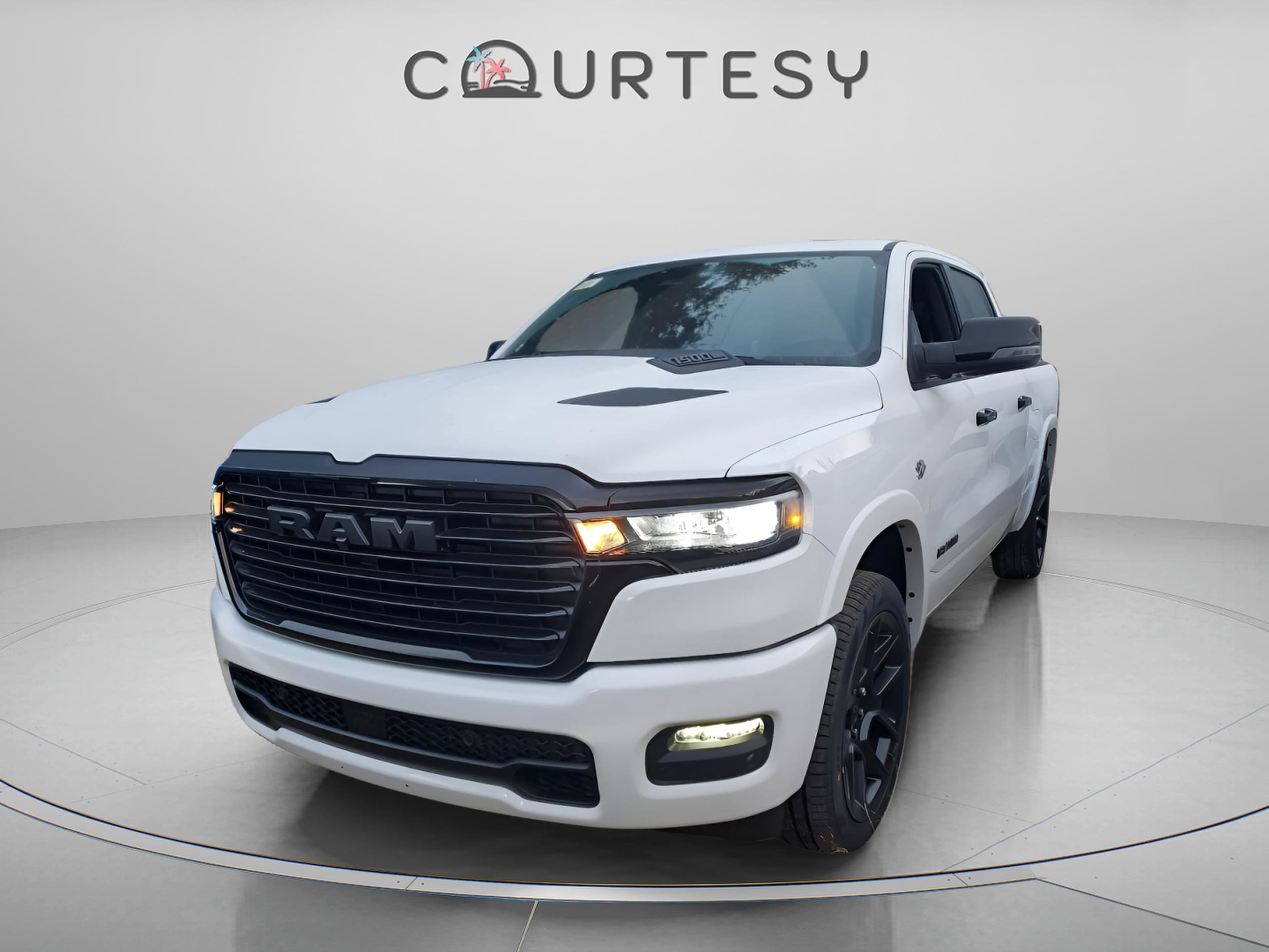 2026 RAM Ram 1500 Pickup Laramie's photo