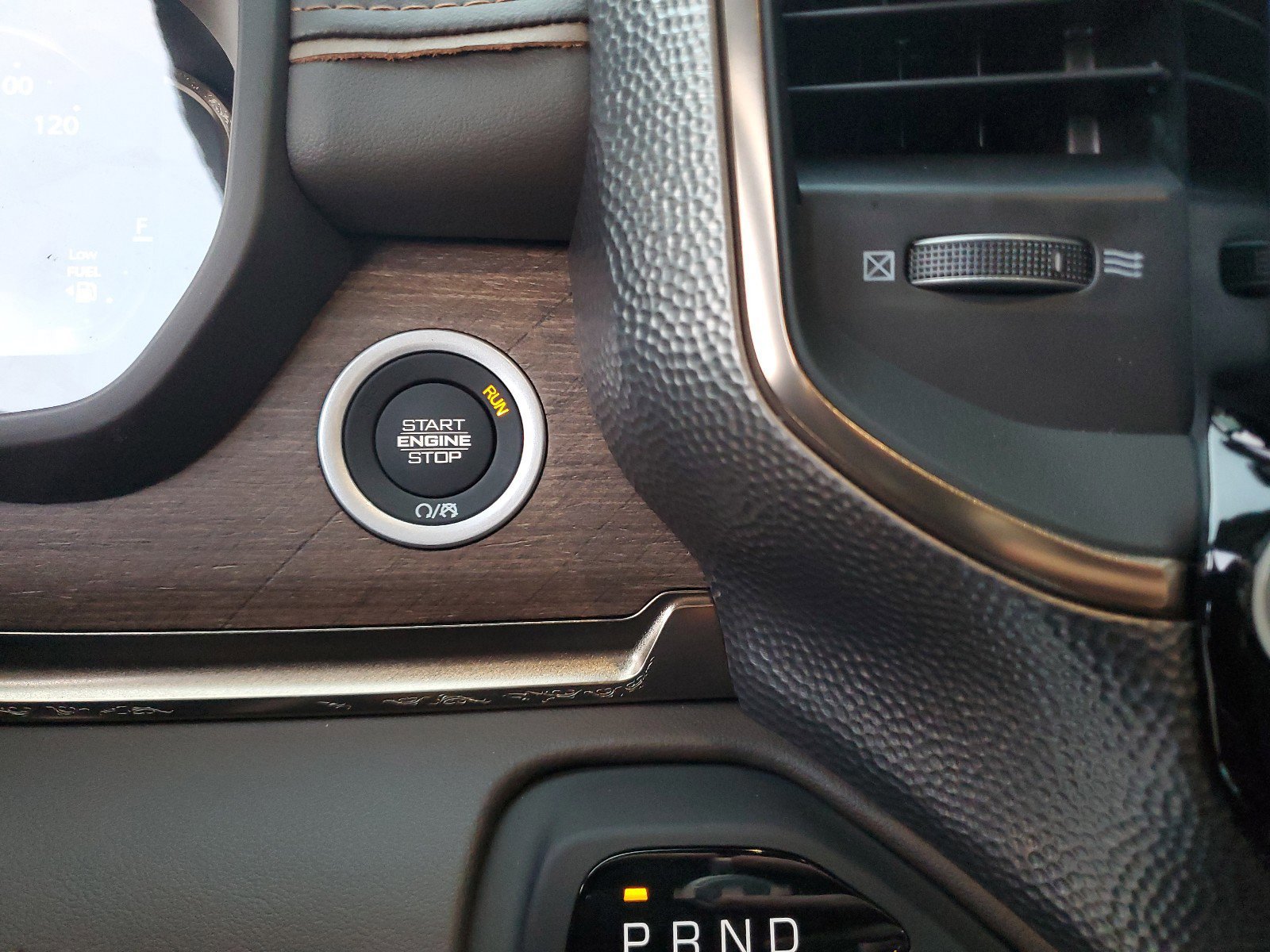 2026 RAM 1500 Limited Longhorn - Photo 25