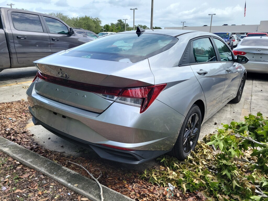 Used 2022 Hyundai Elantra SEL SEL IVT