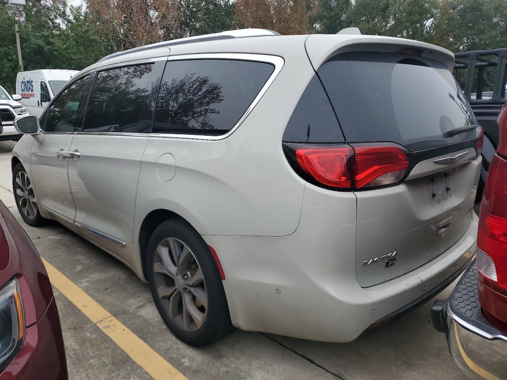 Used 2020 Chrysler Pacifica Limited 35th Anniversary Limited 35th Anniversary FWD *Ltd Avail*