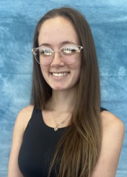 Staff member Zoe Bieber from ID_5a0784b093ef