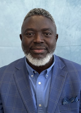 Staff member Ola Omoboni from ID_212aff273542