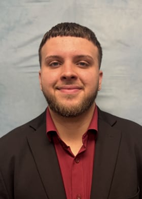 Staff member Dylan Nicotra from ID_05d869170560