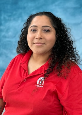 Staff member Maria Macedo from ID_01040fc3813f