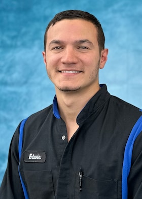 Staff member Edwin Navarez from ID_c9b025880644