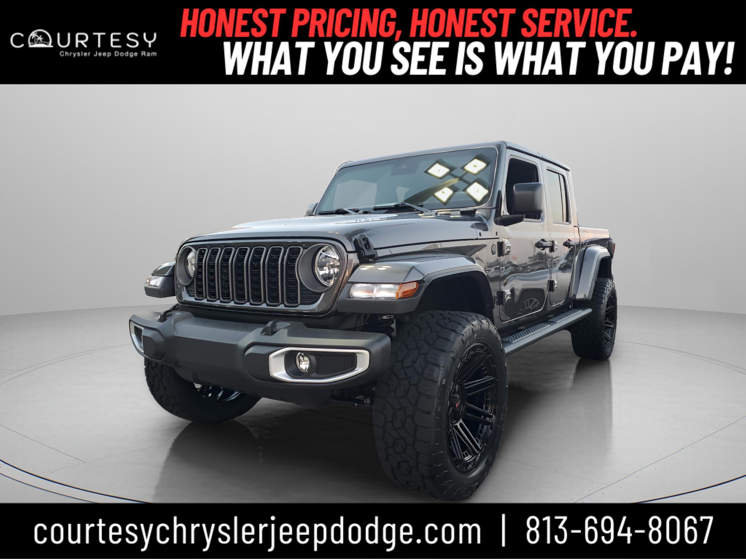 2025 Jeep Gladiator Sport S's photo