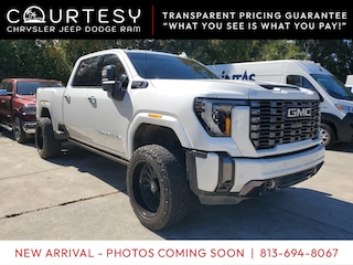 2024 GMC Sierra 3500HD Denali Ultimate 4WD Crew Cab 159 Denali Ultimate