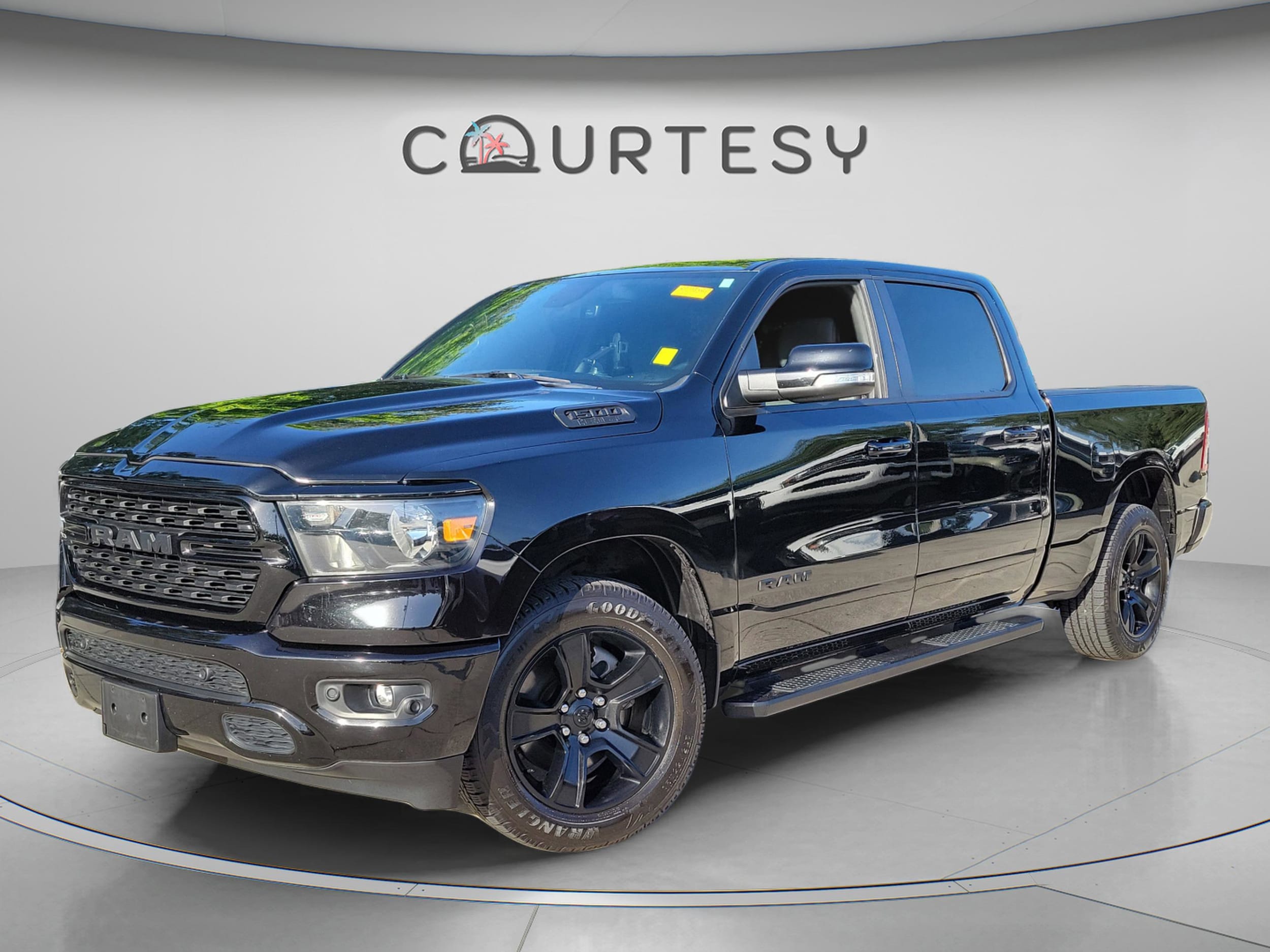2022 RAM 1500 Big Horn/Lone Star 4x4 Crew Cab 6'4's photo