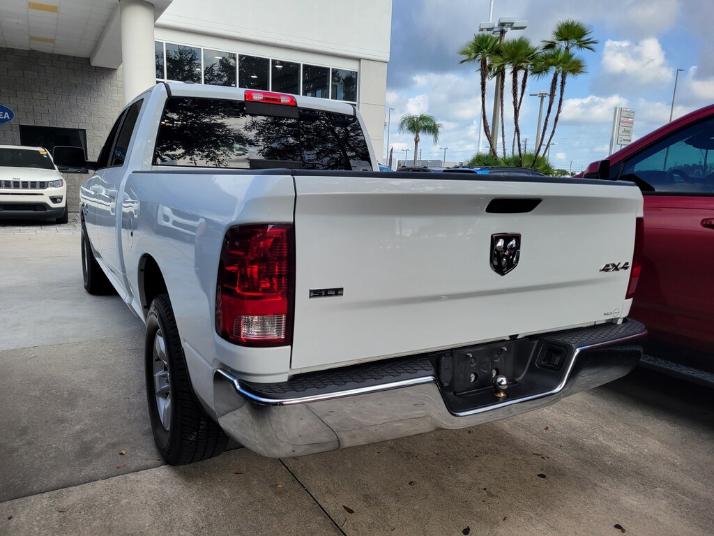 Used 2020 Ram 1500 Classic SLT SLT 4x4 Crew Cab 64 Box