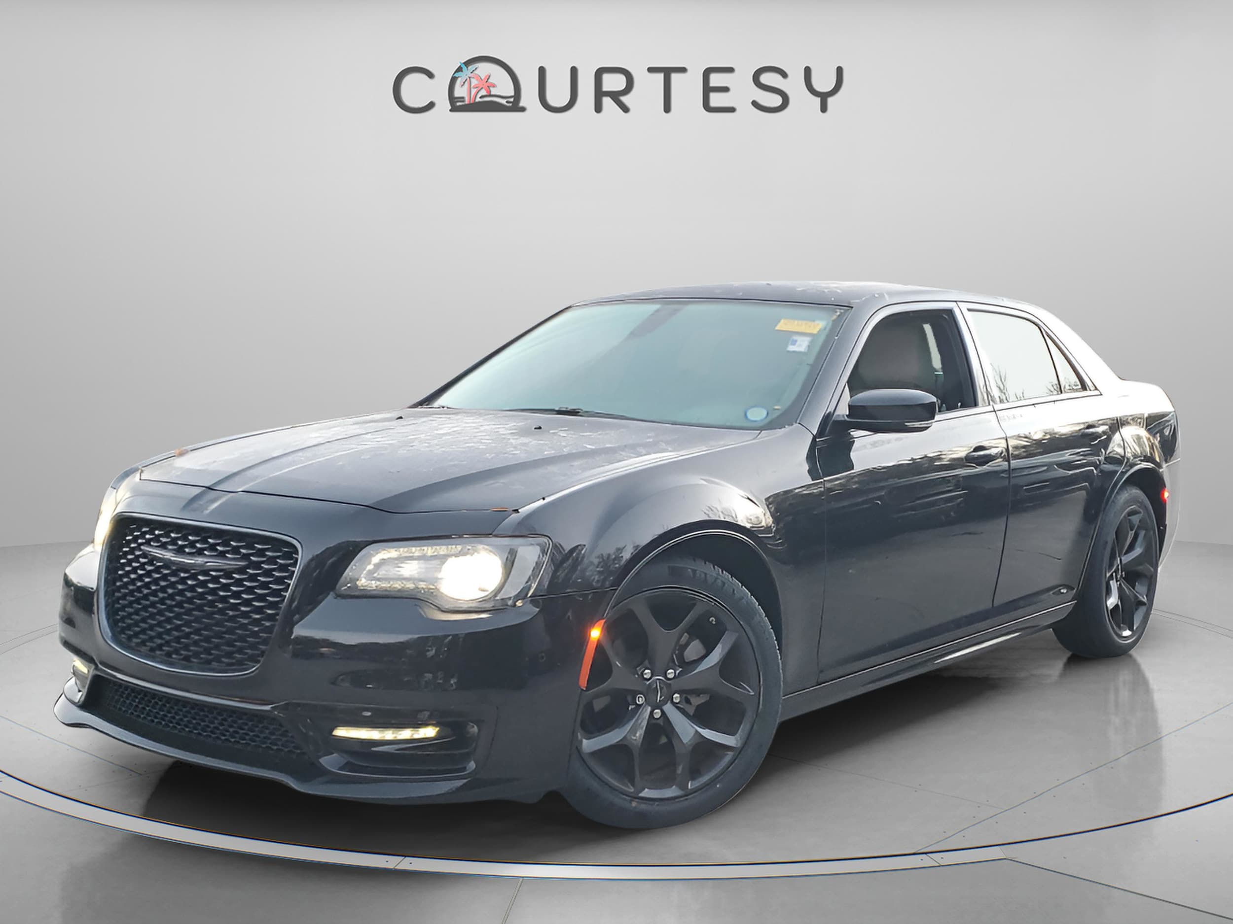 2023 Chrysler 300 Touring L