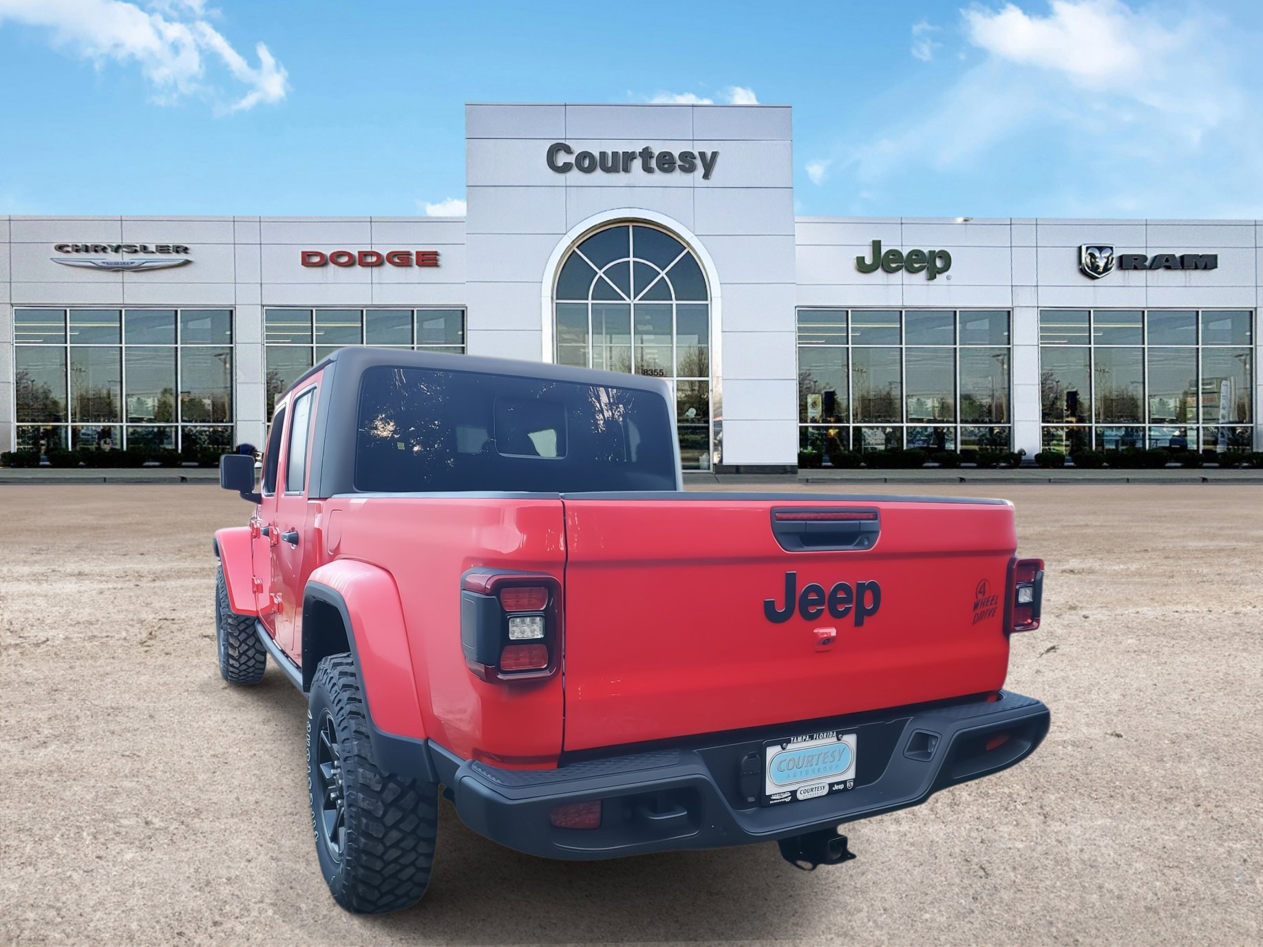 2025 Jeep Gladiator Willys photo 3