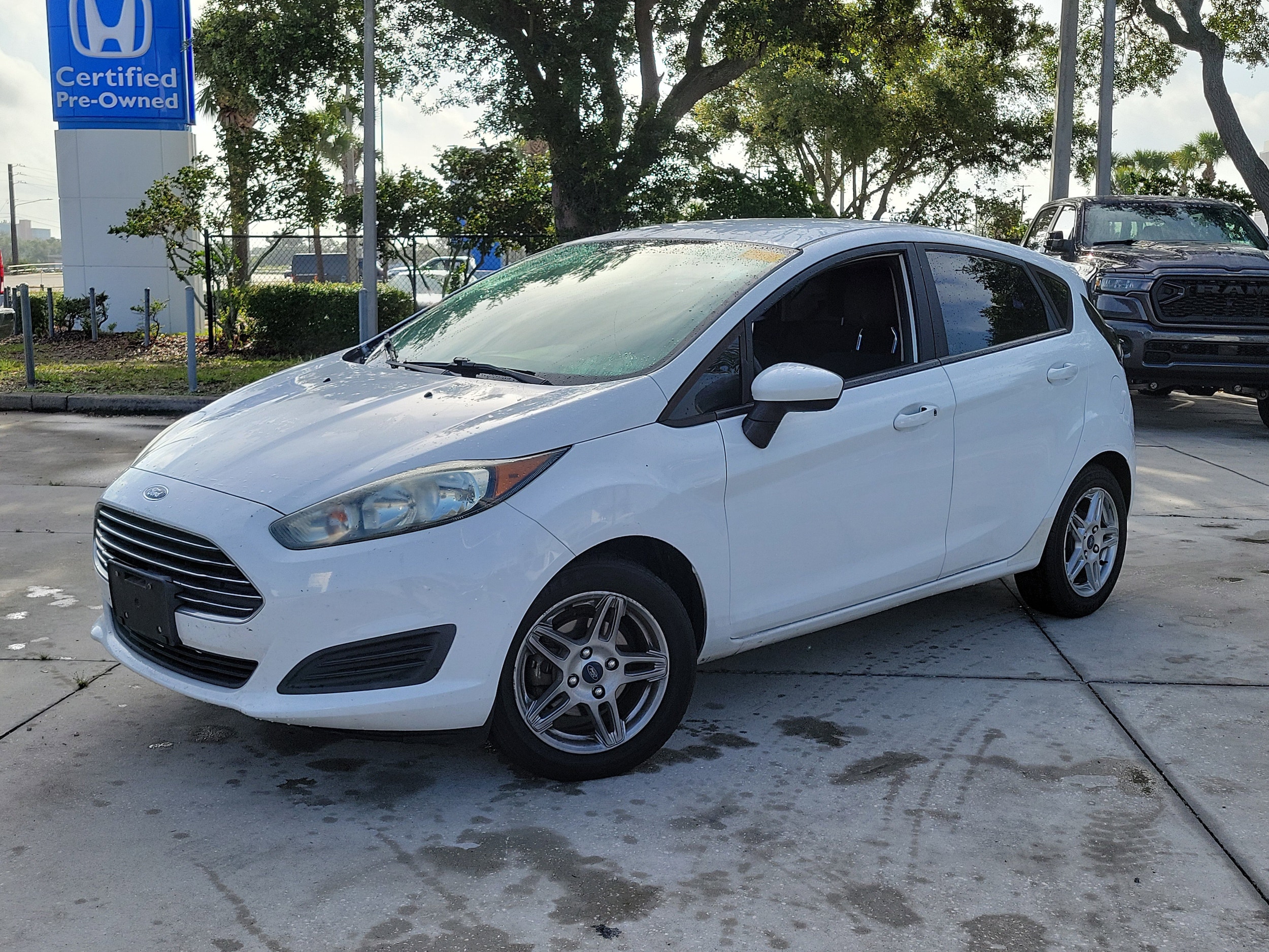 2019 Ford Fiesta SE Hatch's photo