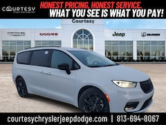 2026 Chrysler Pacifica LIMITED Passenger Van