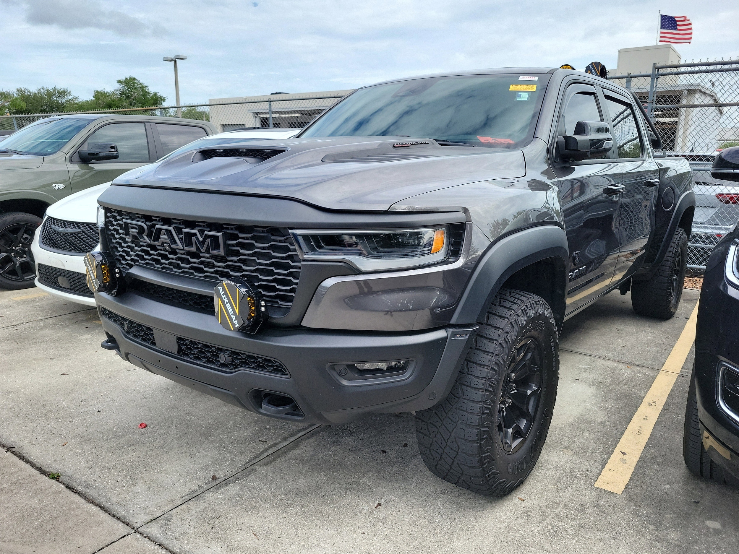 2025 RAM 1500 RHO 4x4 Crew Cab 5'7's photo