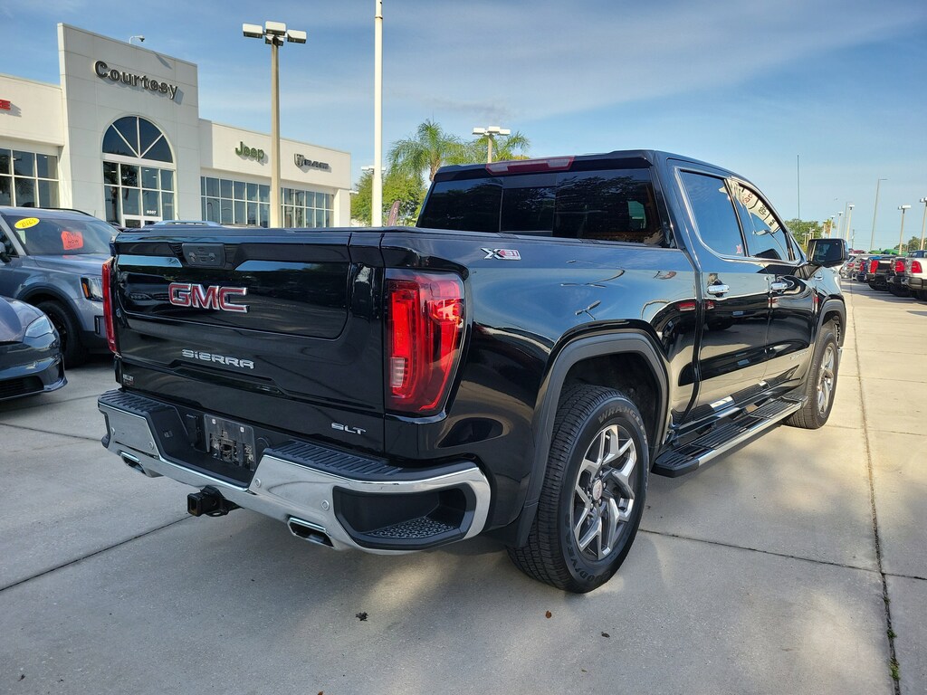 Certified 2023 GMC Sierra 1500 SLT 4WD Crew Cab 147 SLT