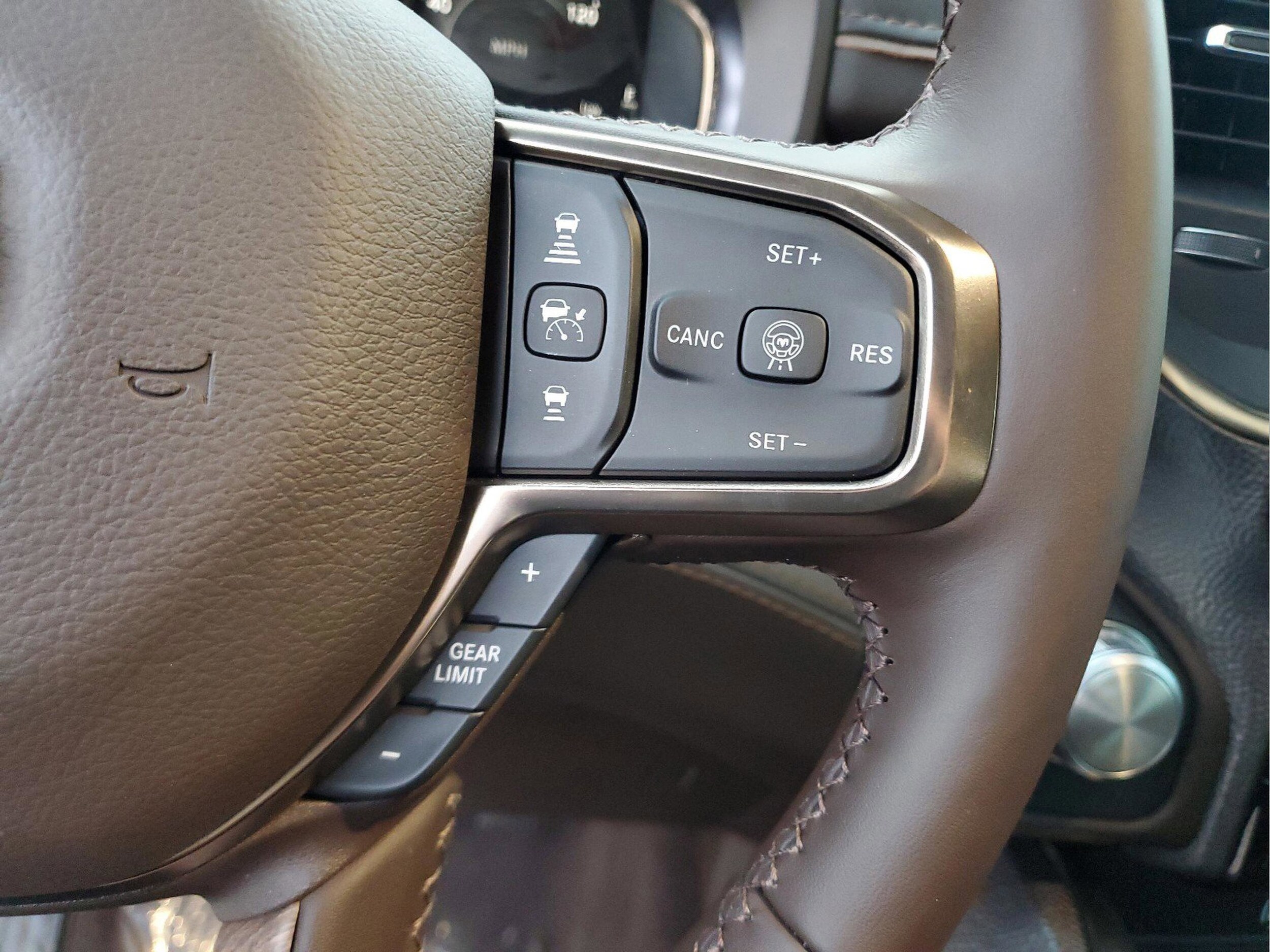 2026 RAM 1500 Limited Longhorn - Photo 29