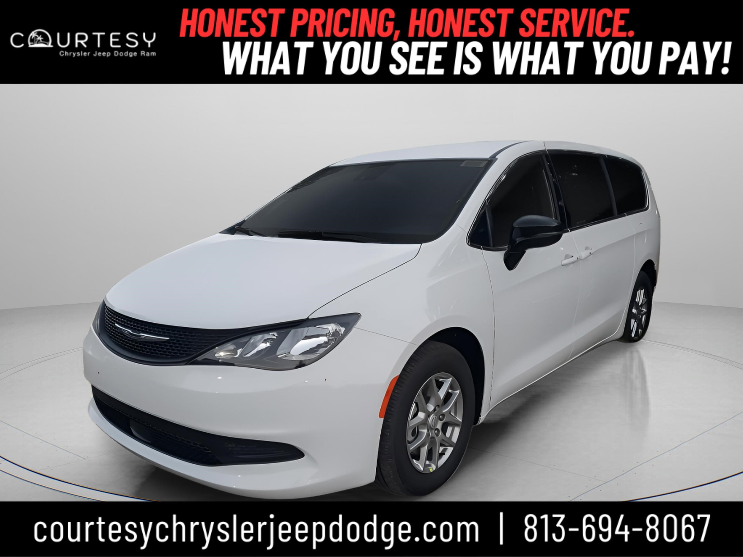 2026 Chrysler Voyager LX's photo