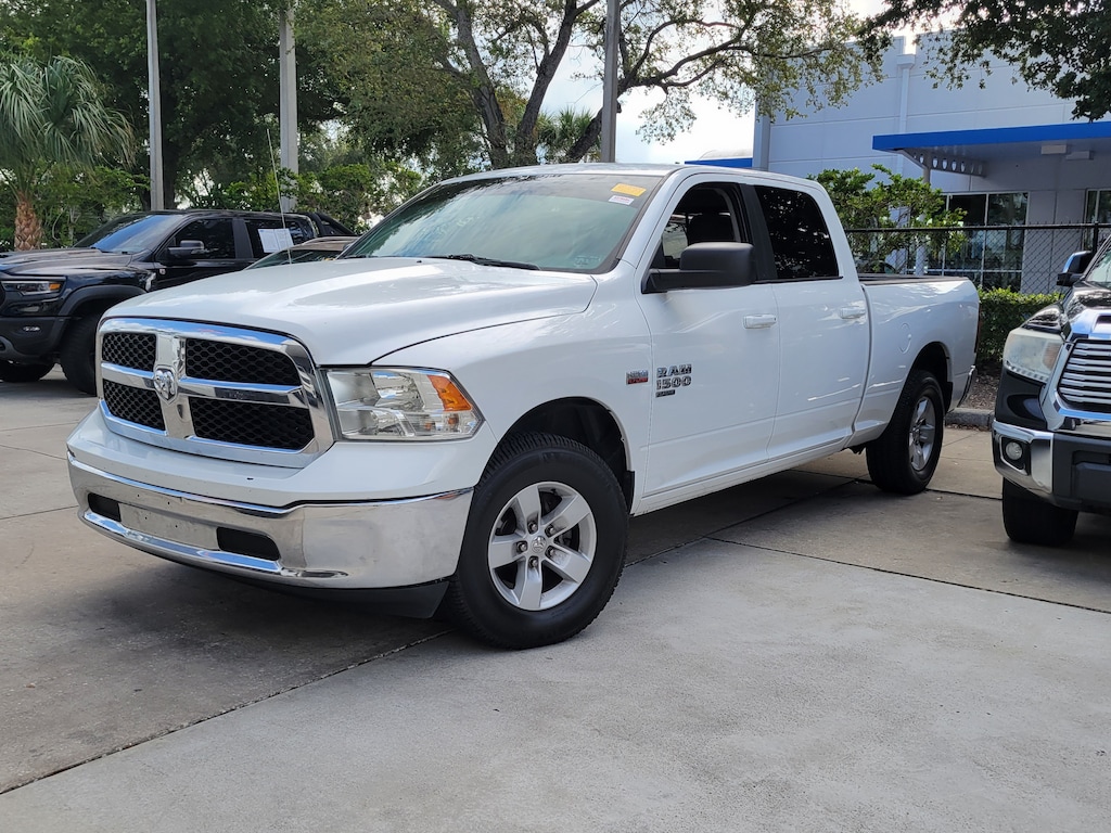 Used 2020 Ram 1500 Classic SLT SLT 4x4 Crew Cab 64 Box