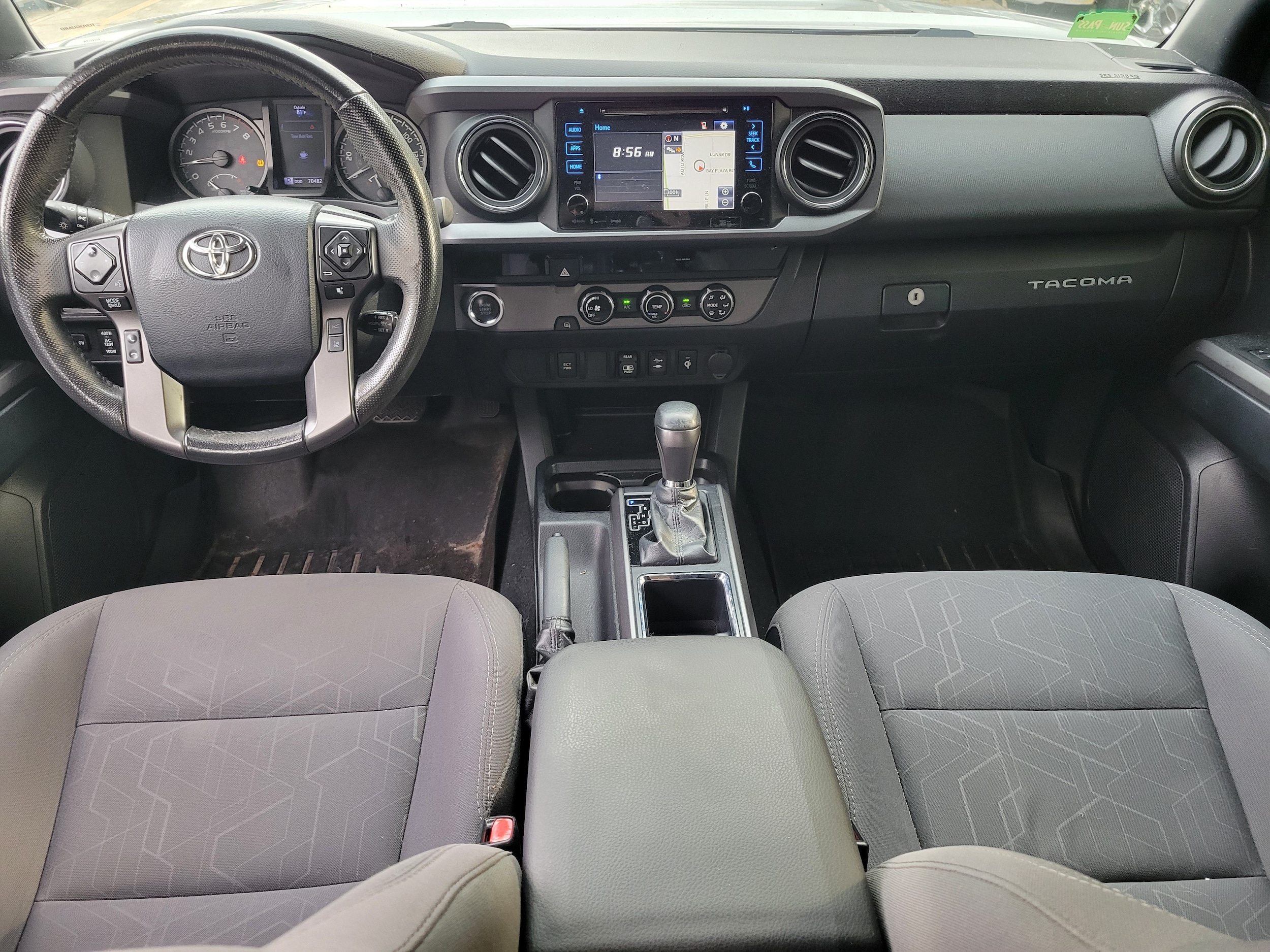 Photo 12